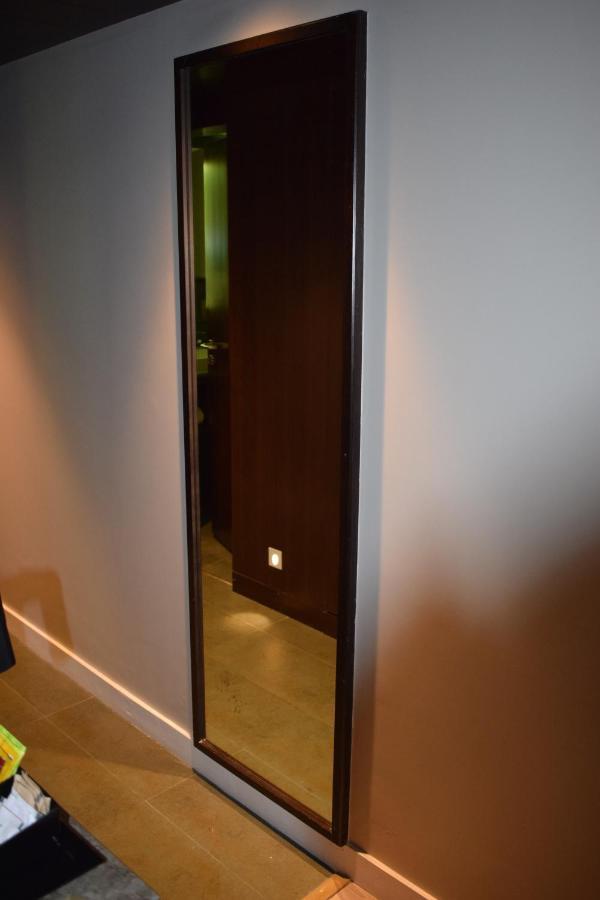 Country Inns & Suites By Radisson มานิปาลา ภายนอก รูปภาพ