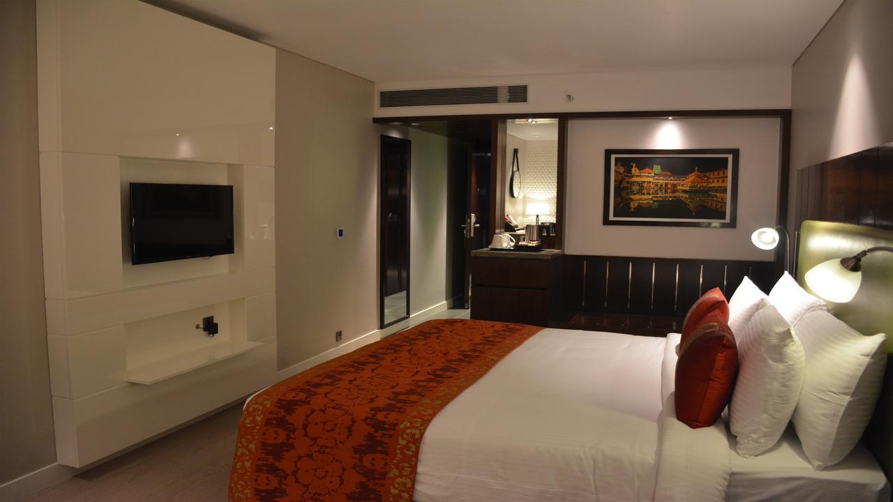 Country Inns & Suites By Radisson มานิปาลา ภายนอก รูปภาพ