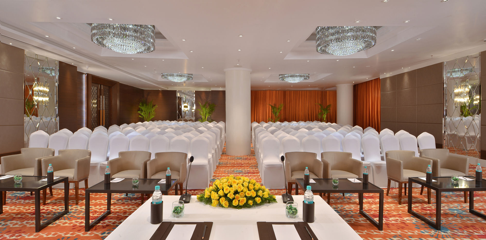 Country Inns & Suites By Radisson มานิปาลา ภายนอก รูปภาพ